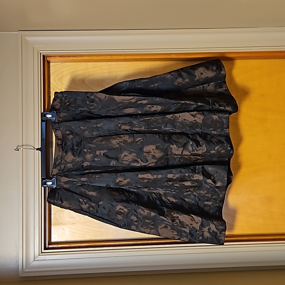 Talbots pleated taffeta skirt